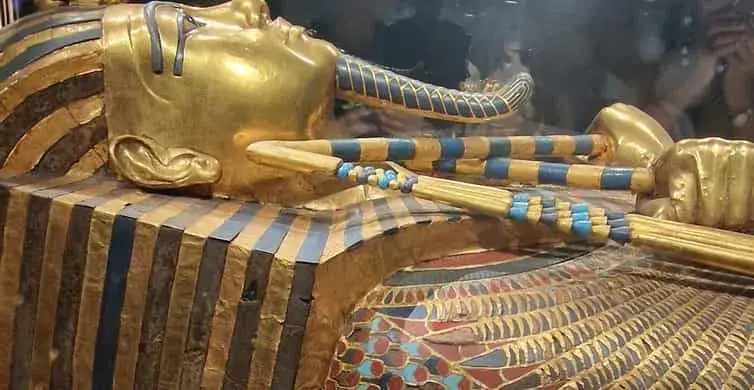 Egyptian Food Guide 2026 | Best Local Dishes to Try in Cairo, Luxor & Alexandria
