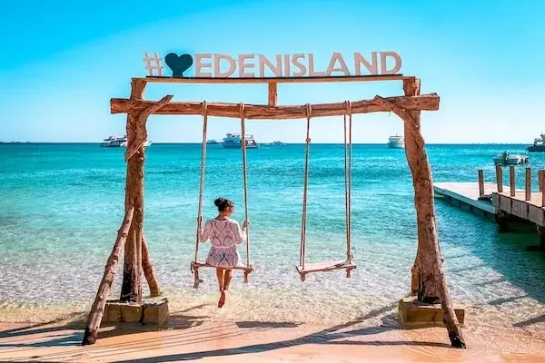 4 Islands Hopping Tour