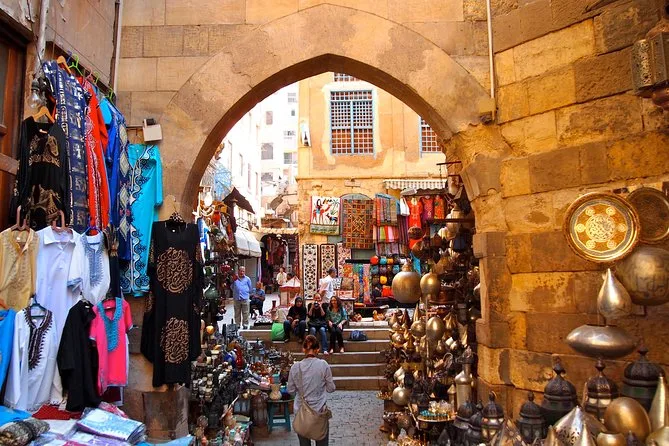 Egyptian Food Guide 2026 | Best Local Dishes to Try in Cairo, Luxor & Alexandria