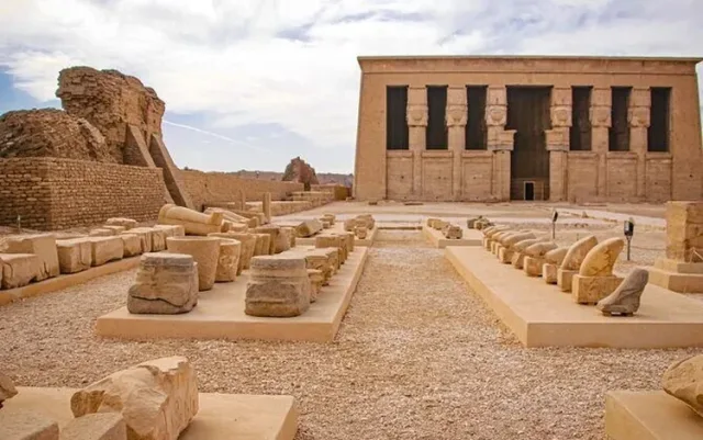 Dendera Temple Day Trip from Luxor