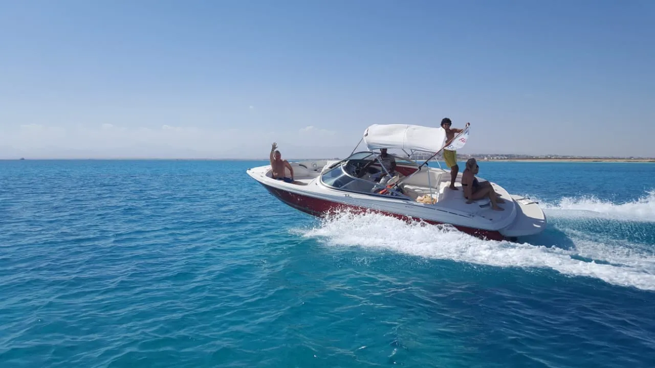 Luxury Speedboat Charter photo 3