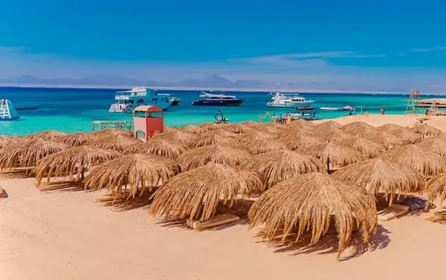 Magawish Island Yacht Cruise