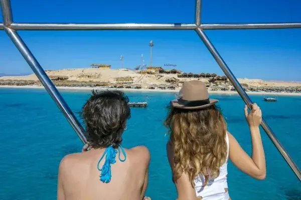 Magawish Island Yacht Cruise