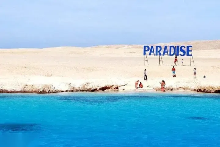 Paradise Island Snorkeling Trip