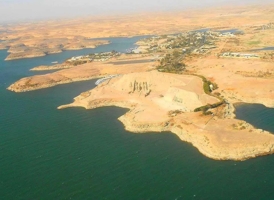 Private Abu Simbel Day Trip photo 2