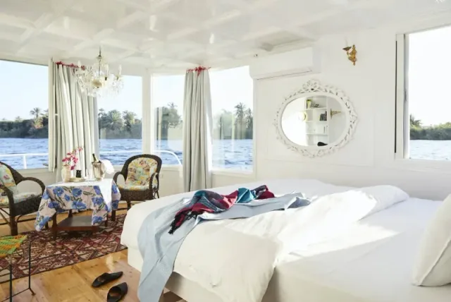 Private Dahabiya Sailing Cruise: Luxor to Aswan