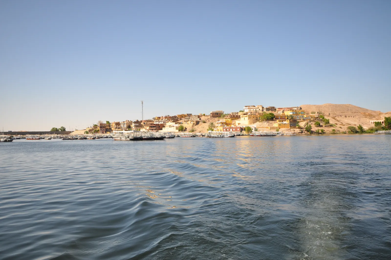 جولة يومية خاصة لأبرز معالم أسوان photo 5