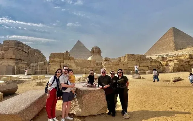 Private Giza Pyramids & Sphinx Tour