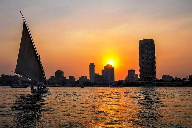 Balade privée en felouque au coucher du soleil sur le Nil au Caire in Le Caire — view 3