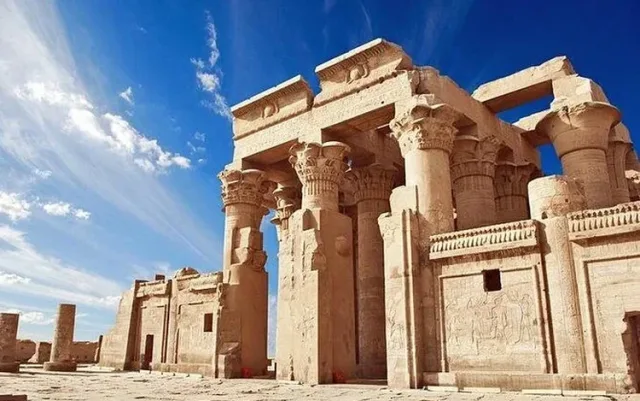 Private Philae Temple & High Dam Tour