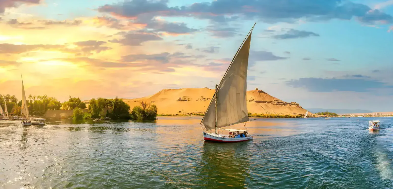 Private Sonnenuntergangsfahrt mit der Felucca in Assuan
