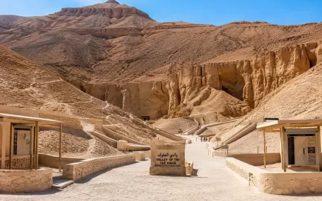 Valley of the Kings 2026: Best Tombs to Visit, Tickets & New Discoveries (Complete Guide)