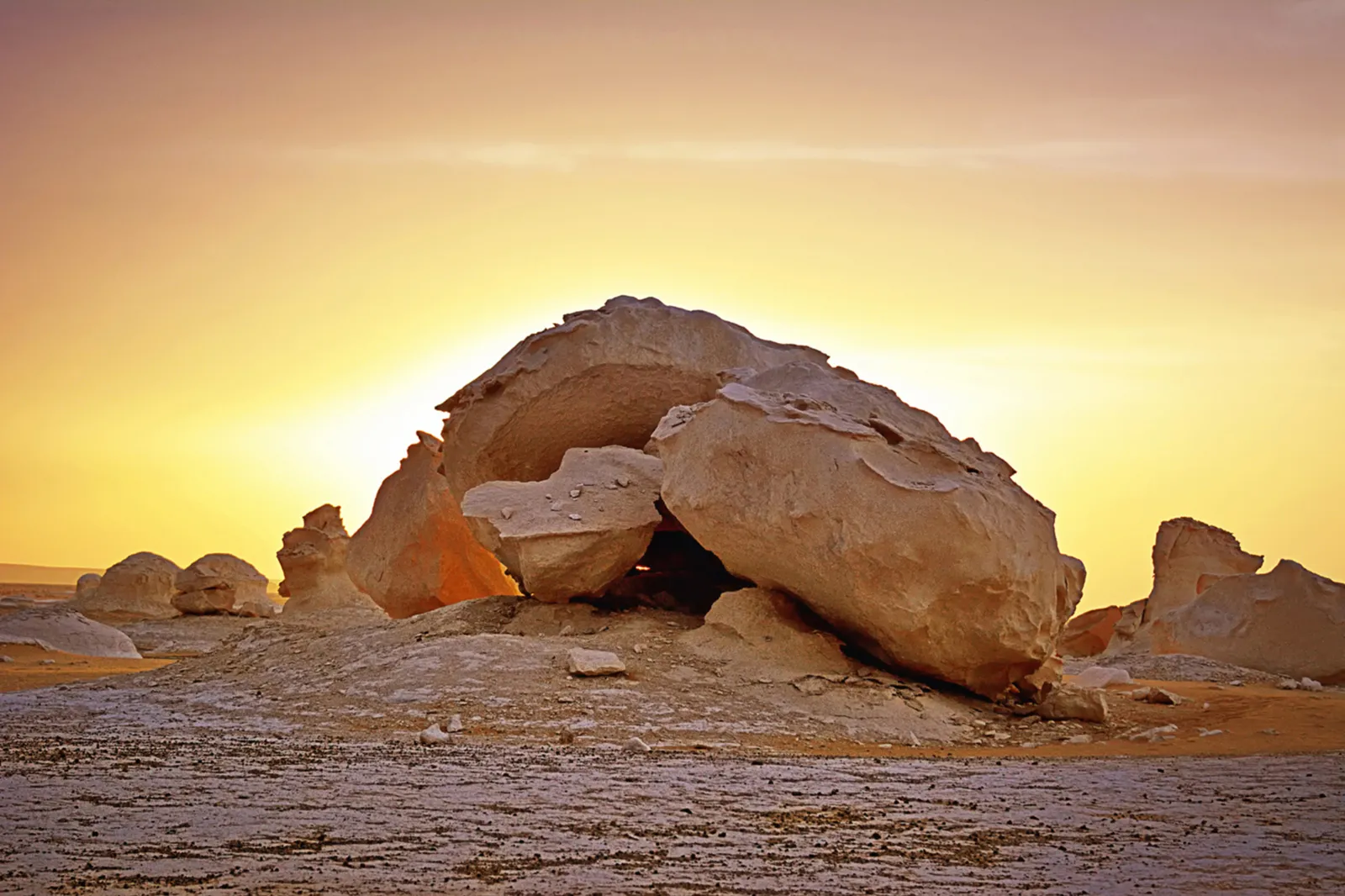 White Desert 3-Day, 2-Night Safari